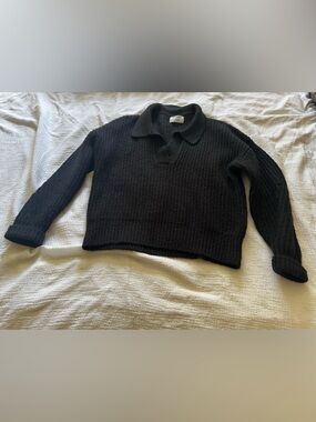 Old Navy Black Collared V-Neck Knit Sweater